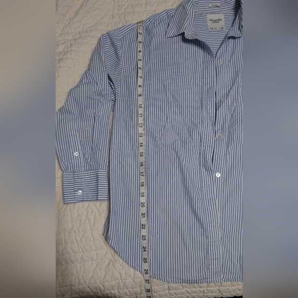 Abercrombie and Fitch Oversized button-up shirt - Picture 6 of 6
